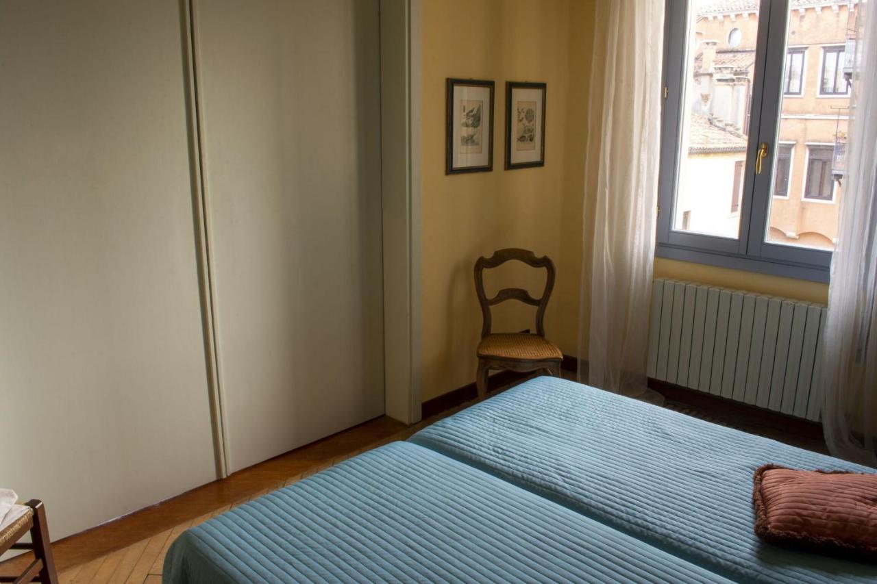 San Vio Dorsoduro Academia By Halldis Veneza